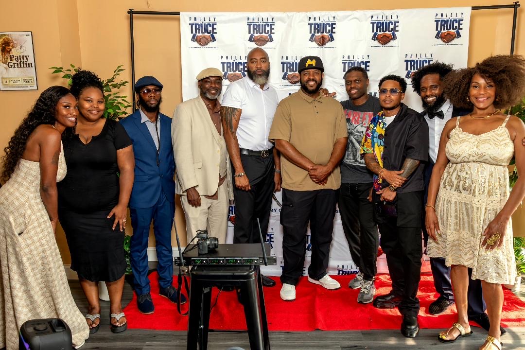 Facilitators and partners gathered on the red carpet