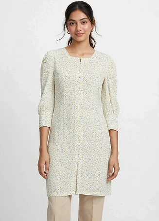 Soft and delicate one-piece shirt in premium Georgette fabric