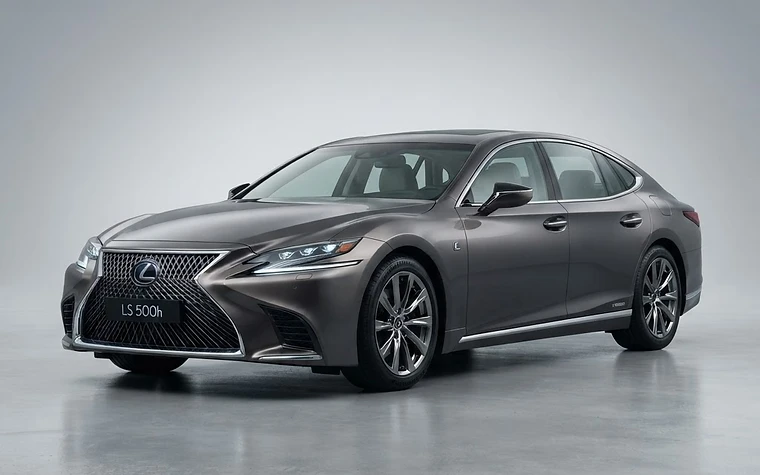 Lexus LS Hybrid 500h Platinum 2026 lease in Dubai