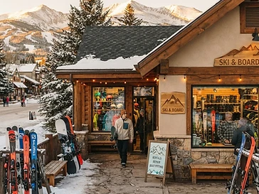 AMR Ski & Board Shop — ski-rentals