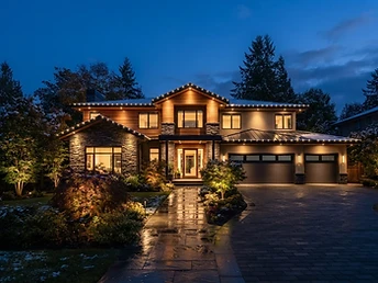Permanent holiday lighting