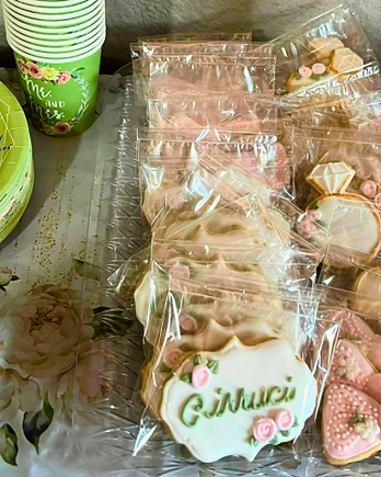 Curruci Wedding Shower Cookies