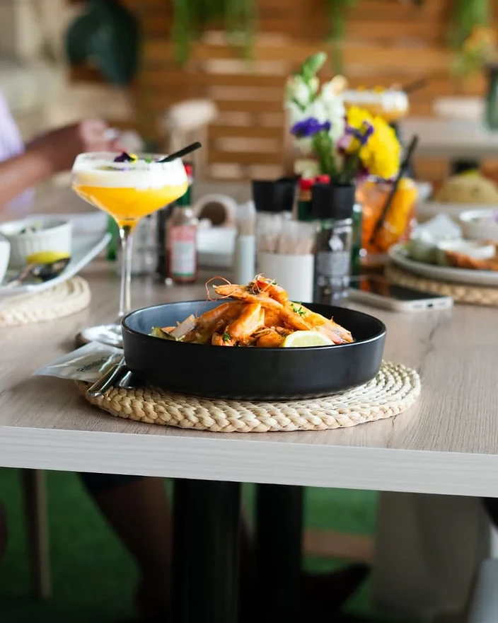 Intimate table setting