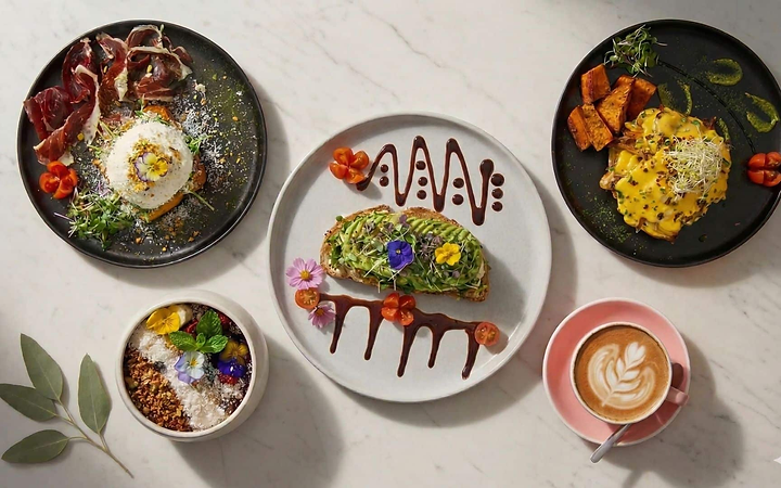 Interior de Norah Brunch & Coffee en Madrid