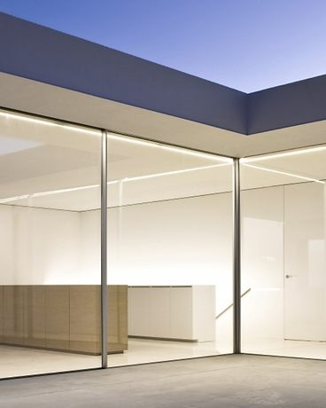 Vitrocsa V32 — Vitrocsa minimal-frame sliding doors, 23 mm sightline