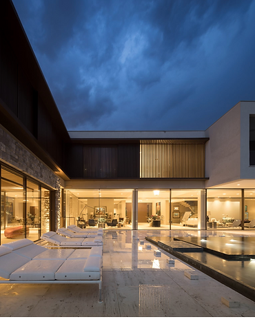 Minimal-frame glazing detail — MFP18 sliding door system