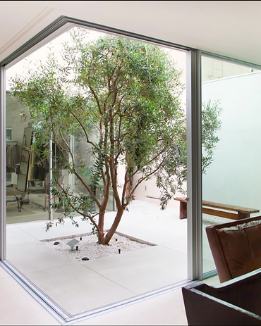 Minimal-frame glazing detail — Vitrocsa sliding door system
