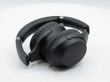 JBL Tune 520BT Wireless On-Ear Headphones