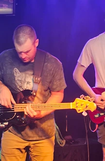 Lucas Gould, Bass