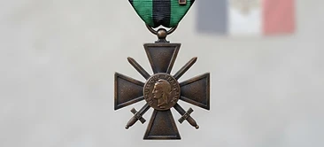 Croix de Guerre for the Legion of French Volunteers, Valor decoration, Vichy France medal