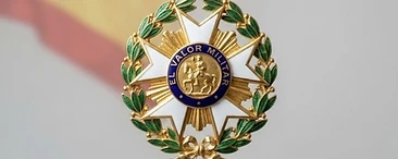 Laureate Cross of Saint Ferdinand, Valor decoration, Spain medal