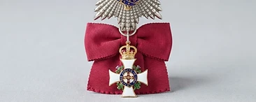 Knight Commander of the Order of the Bath, Distinguished service decoration, United Kingdom medal