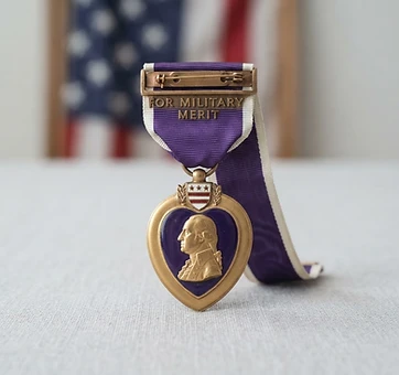 Purple Heart, Valor decoration, United States medal