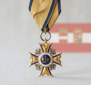 Order of the Iron Crown, Distinguished service decoration, Austria-Hungary medal
