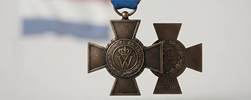 Bronze Cross, Valor decoration, Netherlands medal