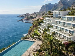 The Cliff Bay (PortoBay)