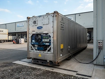 Container refrigerado para armazenamento e transporte de produtos perecíveis em Campinas e região.