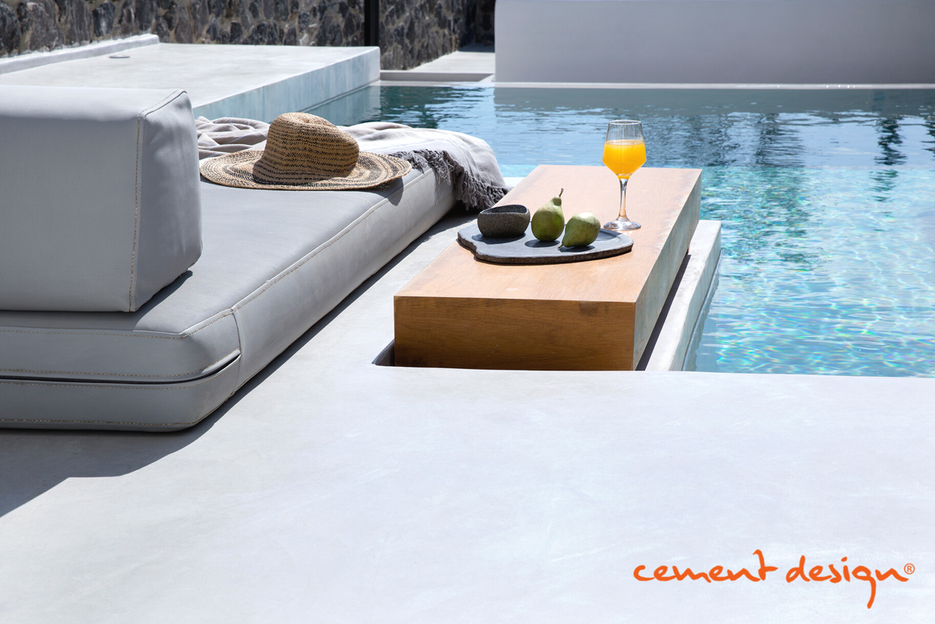 Outdoors and Pools 3