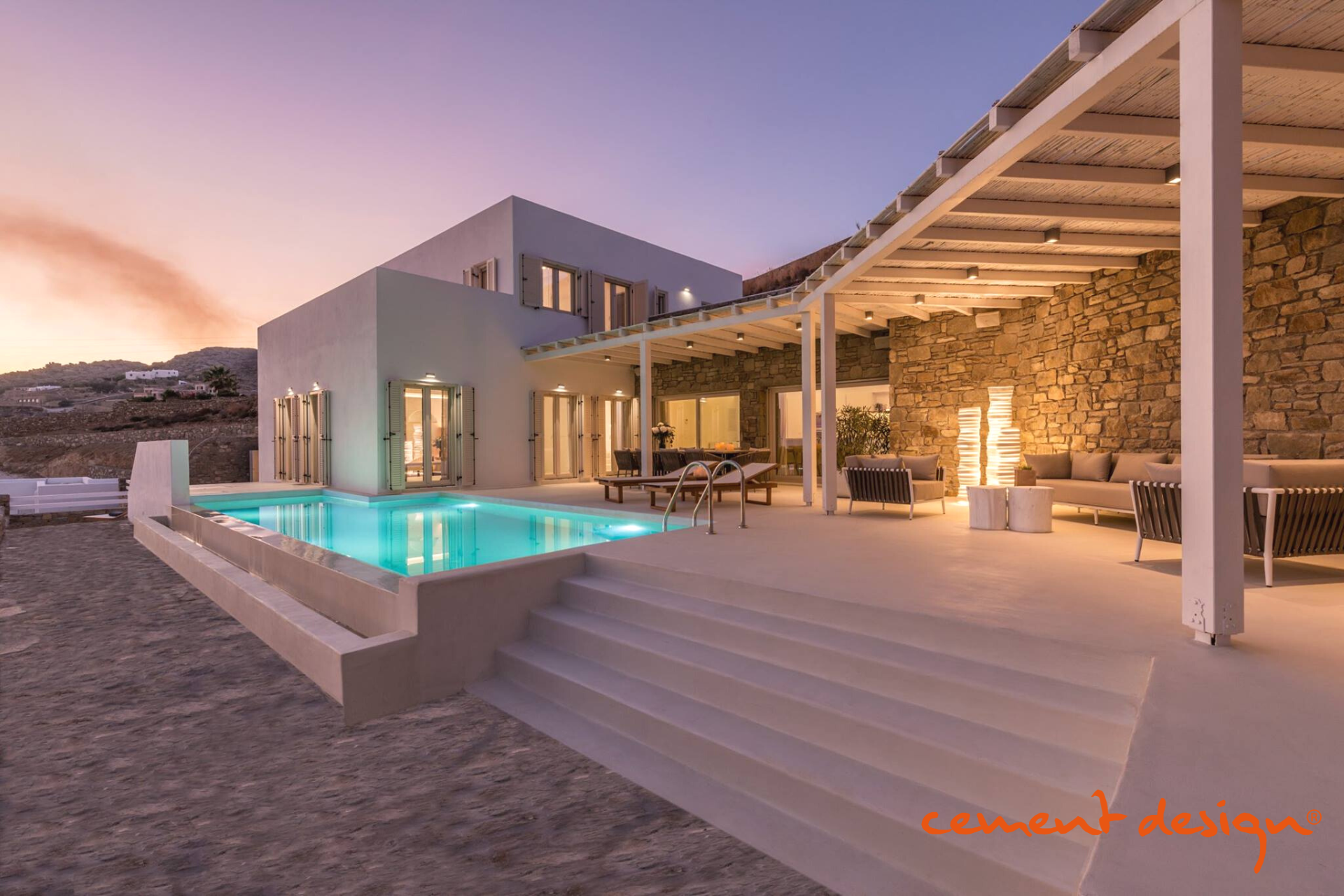 Outdoors and Pools 4