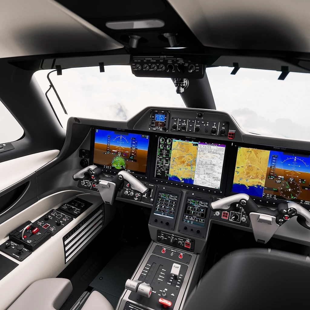 Light jet — cockpit thumbnail