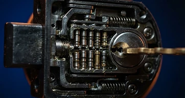 Business Lockout Service Cleveland locksmith