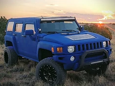 Molina's '08 H3 Hummer