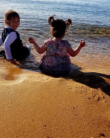The two girls at the beach