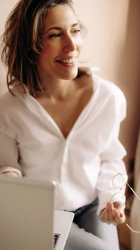 Portrait professionnel — mise en beauté par Amélie Gouttenoire