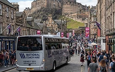 Edinburgh Festival Fringe: Moving Groups Around the City