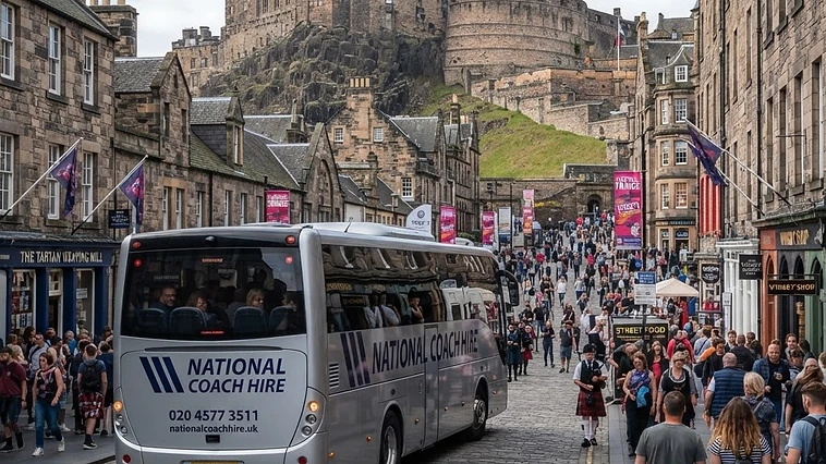 Edinburgh Festival Fringe: Moving Groups Around the City
