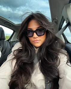 Client with voluminous wavy hair