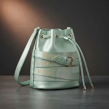 MYMO SHINE BUCKET BAG – Mint Metallic Beuteltasche
