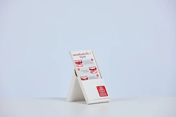 Fold-out display carton