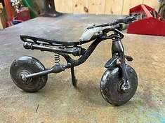 Brent Laflin salvaged-metal sculpture 1