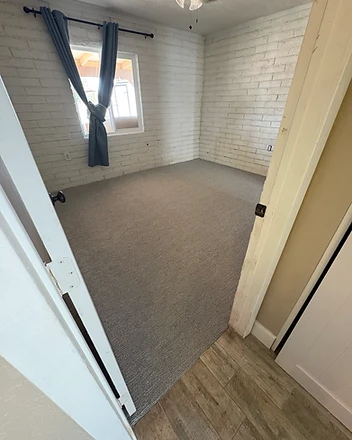 Finished carpet room