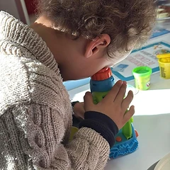 Little scientist explores the microscope