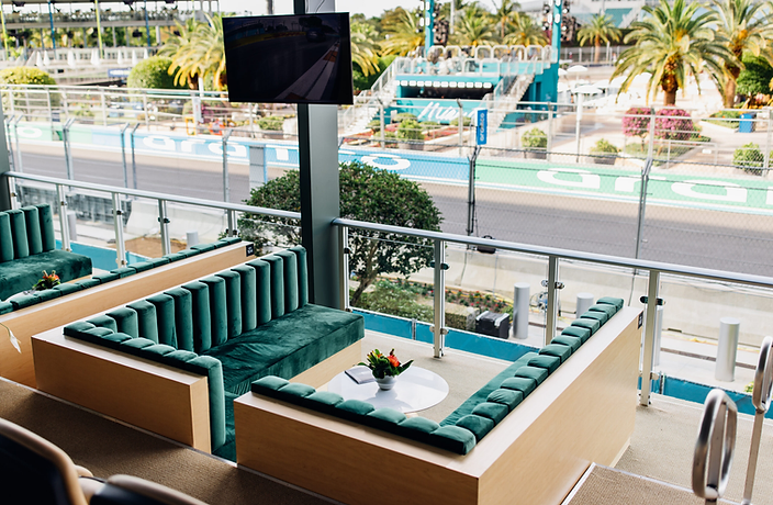 The Racing Takes Centre Stage.
