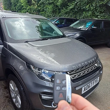 Land Rover Discovery Sport – Replacement key cut and coded, whatever the weather