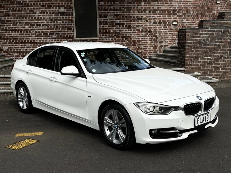 BMW 3 Series 320i Sport