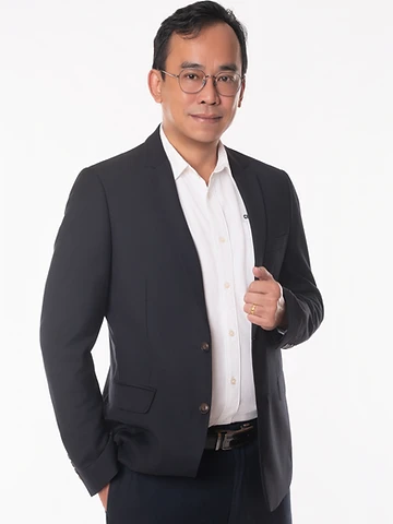 James Ho