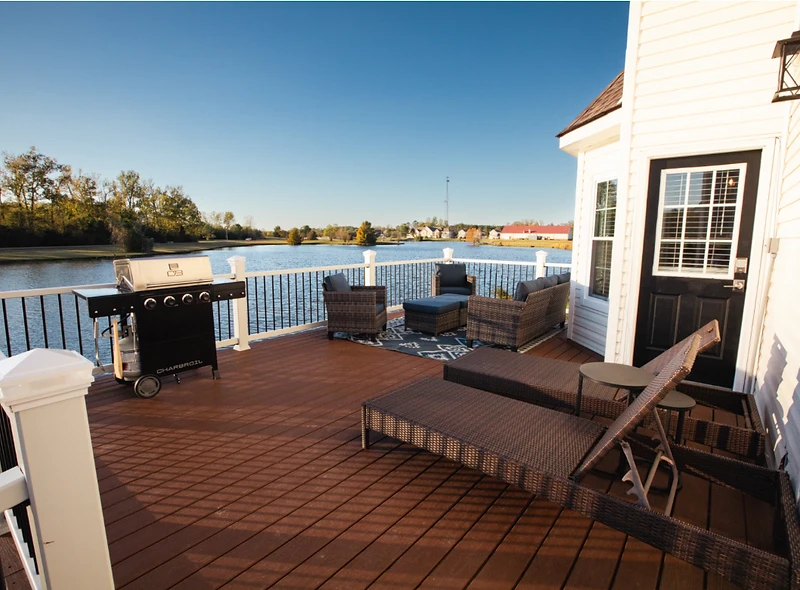 Deck built for outdoor living on the Mississippi Gulf Coast by Holland’s Construction