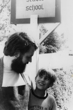 A young David Heatwole with his father John L. Heatwole III