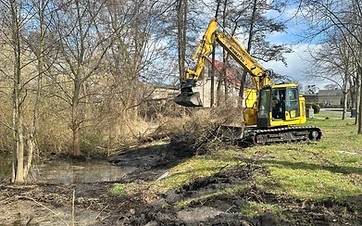Ausbaggerung Dorfteich – Teichpflege & Entschlammung