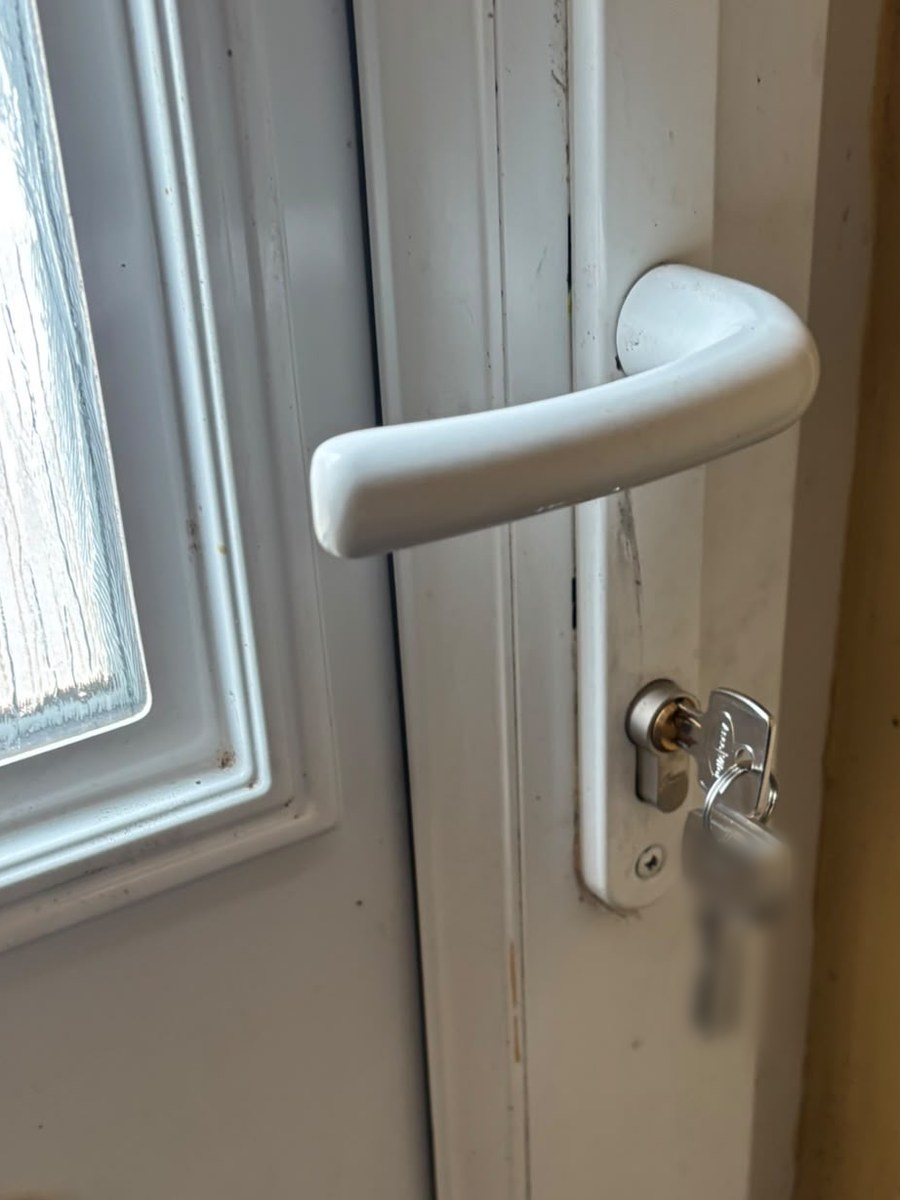New cylinder fitted on a uPVC door in Ashton-under-Lyne after a landlord lock change