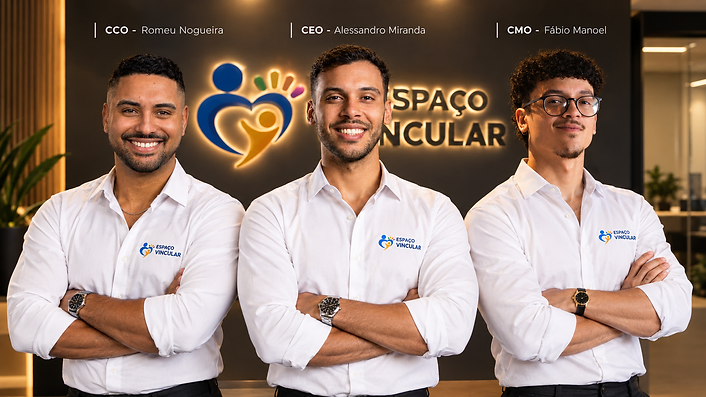 Romeu Nogueira (CCO), Alessandro Miranda (CEO) e Fábio Manoel (CMO), fundadores do Espaço Vincular