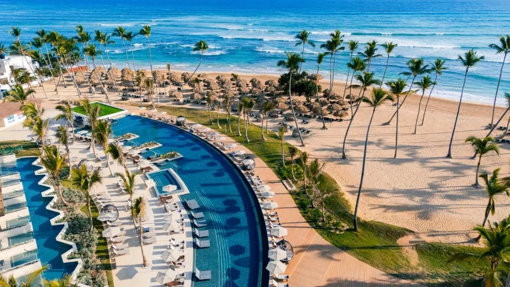 Larimar City & Resort