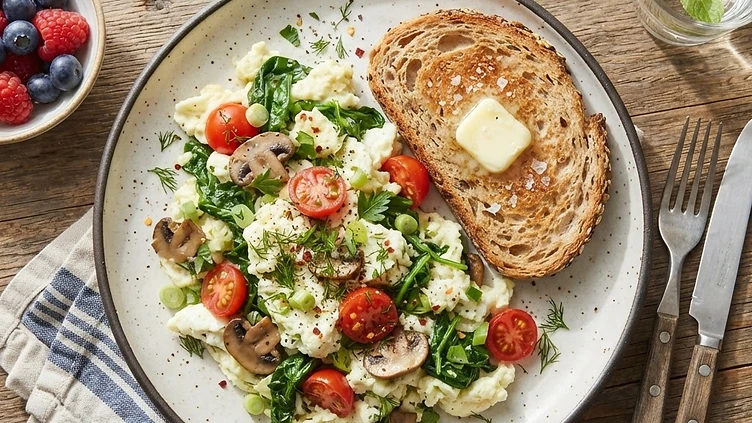 Veggie Egg White Scramble