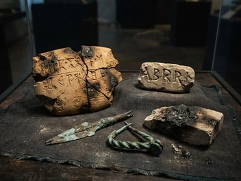 When the Palaces Fell: 1177 BC and the World After, photograph 3