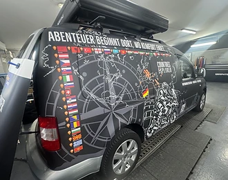 Reisecamper im Abenteuer-Design – Projektansicht