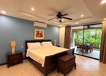 Monte Carlo Condo #10